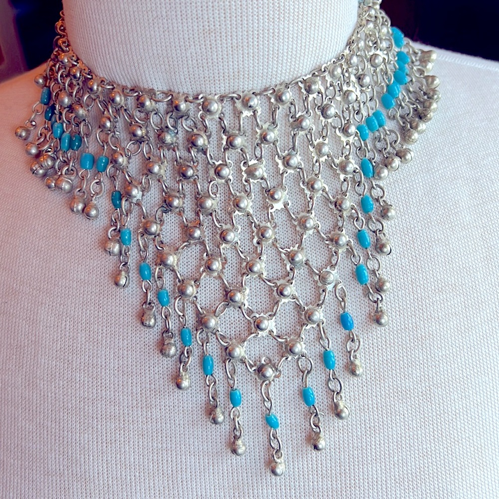 EUC Vintage Silver Chain Choker with turquoise 🤍
